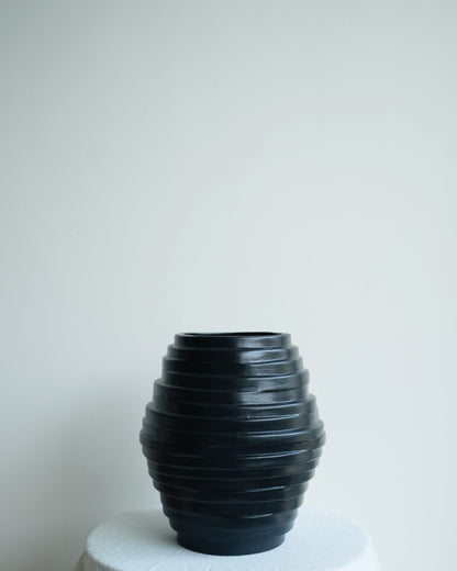 Strata Vessel